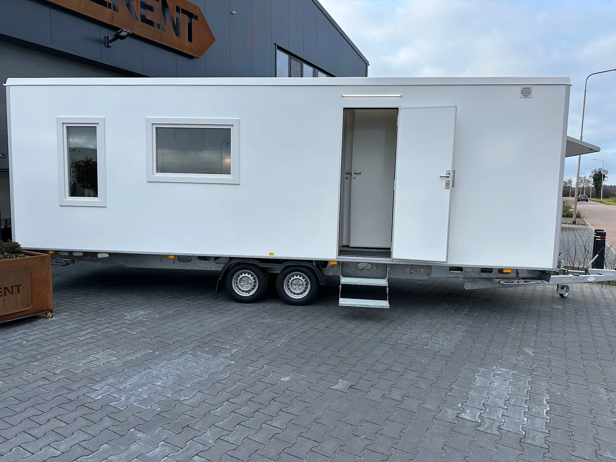 4 persoons unit met stapelbed en tweepersoonsbed foto 1